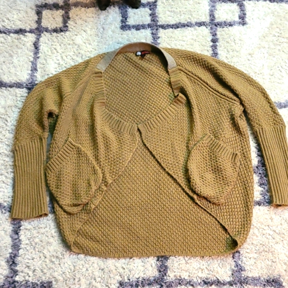 Brown J.J Basics Sweater Size Large